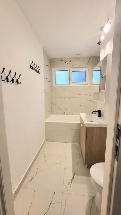2 camere piața Astra, Renovat