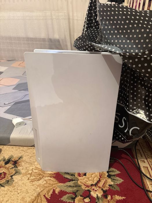 PS5 Slim 1 TB 2 джойстик