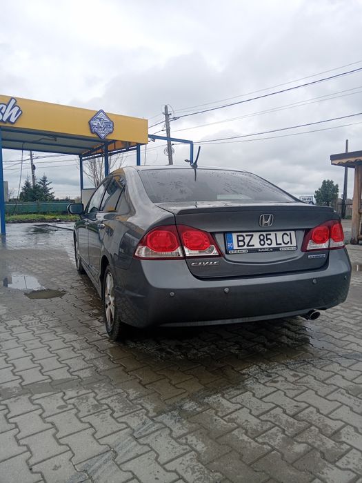 Vând Honda Civic Hibrid