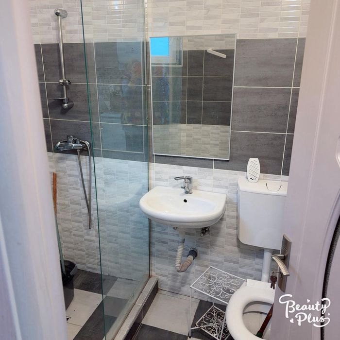 inchiriez garsoniera cu 1000 ron in tg jiu