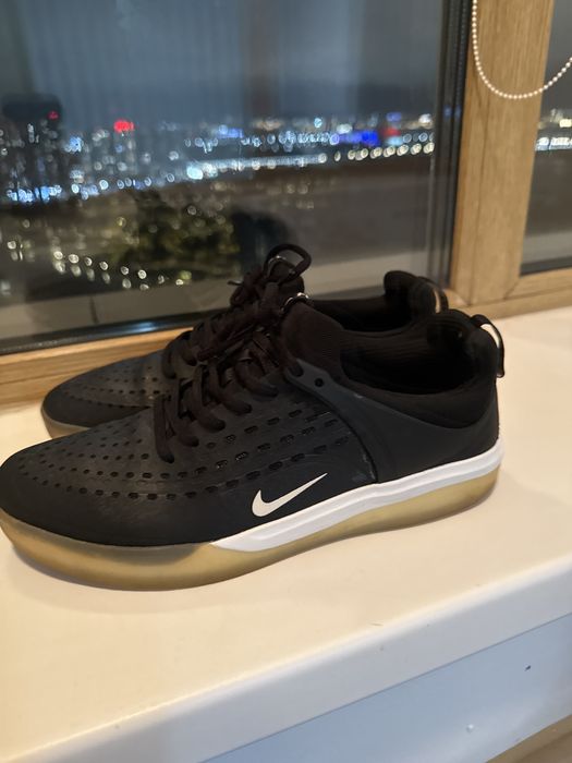Обувь Nike SB Zoom Nyjah 3