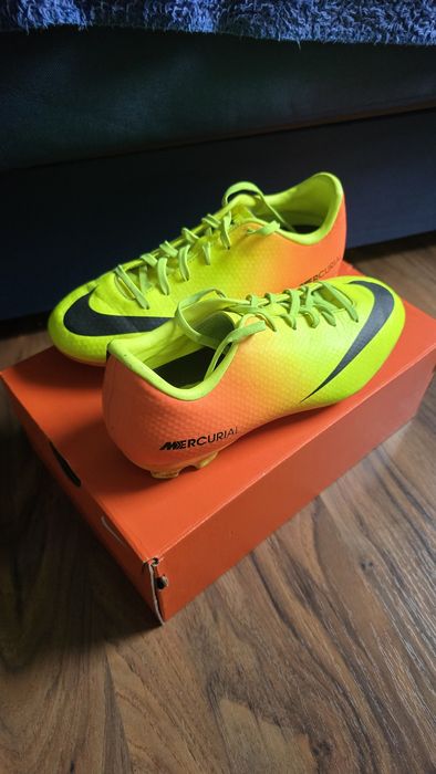 Бутонки Nike Mercurial