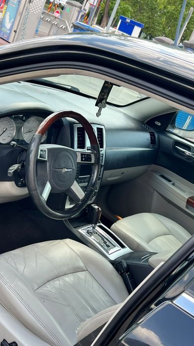 Craysler c300din 2007 propitar de 5 ani