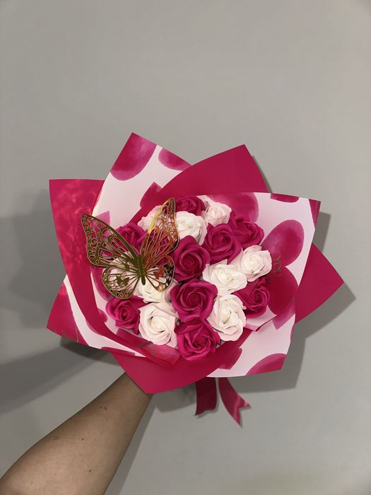 Buchete personalizate cu trandafiri de sapun