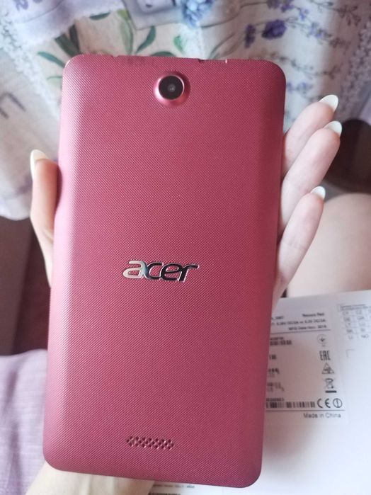 Таблет ACER Iconia One7