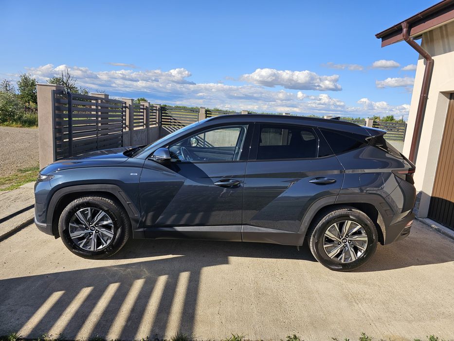 Hyundai Tucson din 2021 M-Hybrid, automata, 4×4