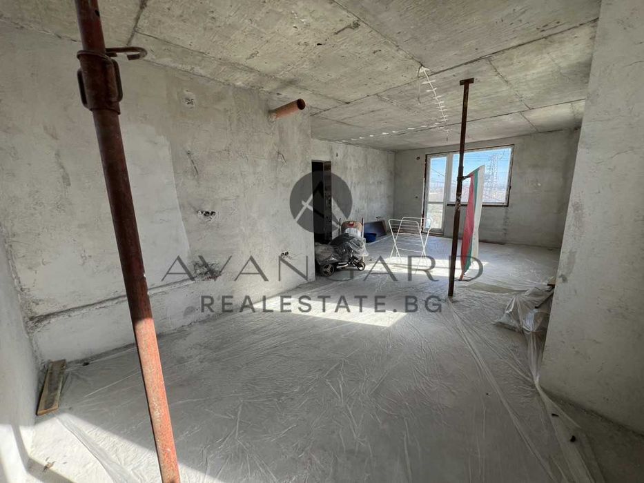 Продава се Къща в с. Скутаре, Област Пловдив - 360 кв.м за 850 €/кв.м - Снимка #1