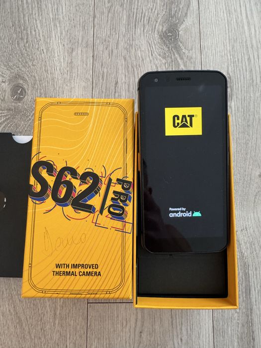 Telefon rezistent la socuri de santier constructii CAT S62 PRO antisoc antipraf antiapa cu CAMERA TERMALA impecabil ca nou perfect functional