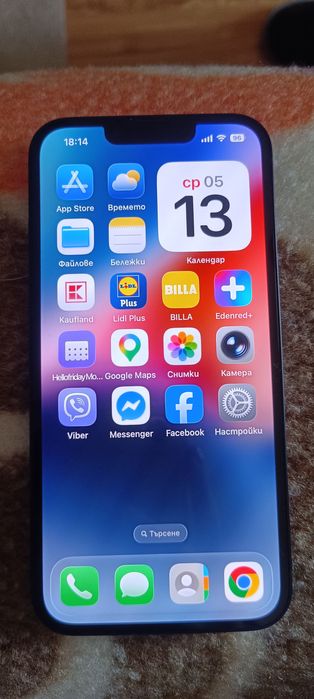 Продавам без забележки IPhone 13 128/4 !