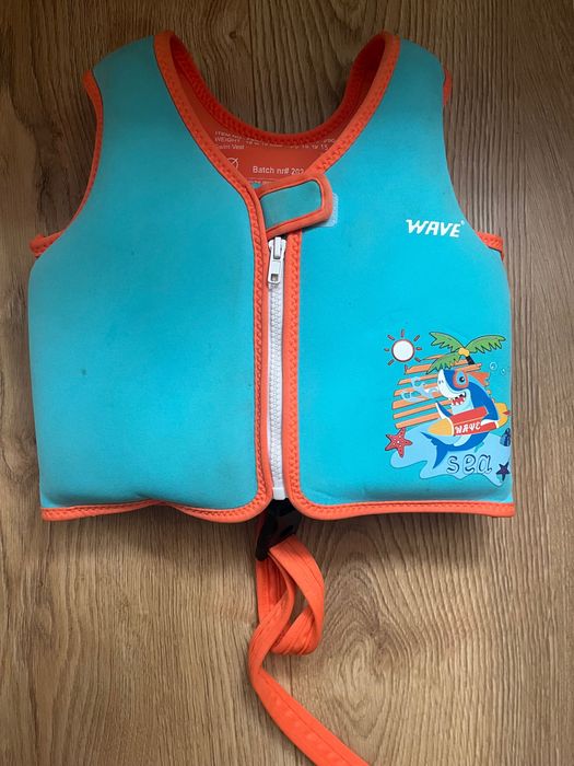 Детска спасителна жилетка