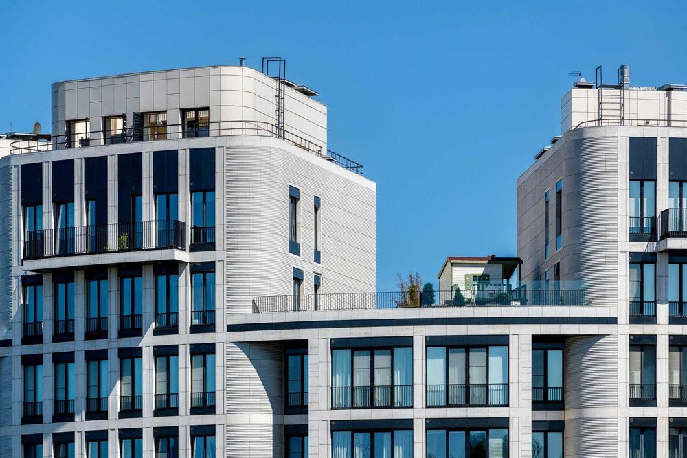 Фасадные панели HPL для жилых комплексов