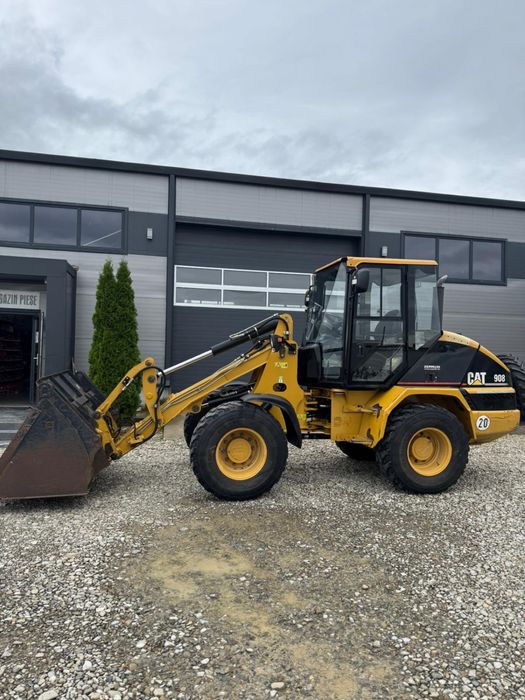 Incarcator frontal cCaterpillar 908