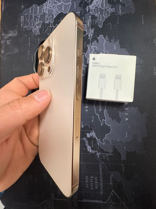 iPhone 16 Pro Gold, 89% baterie