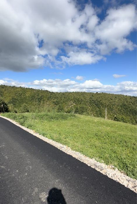 Teren pentru cabana cu panorama superba in Valea Ierii / Plopi. Asfalt