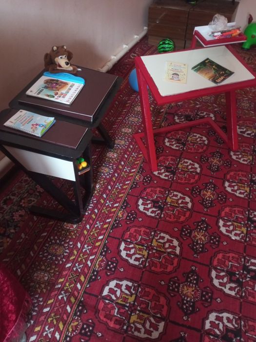 Парта сатылады стол и стулчиги бар