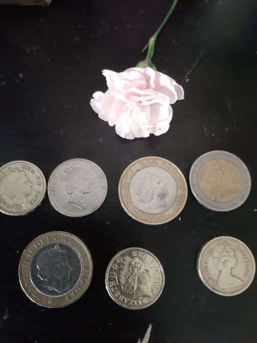 Vind monede si bancnote