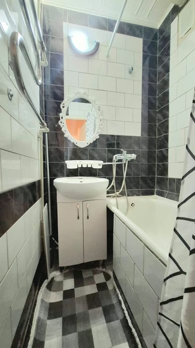 2 ком кв Центр, Саяхат 2 этаж