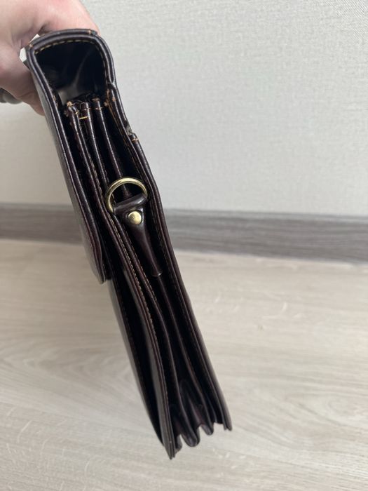 Новый  портфель с ремнем