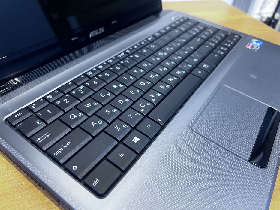 Ноутбук Asus Core i3
