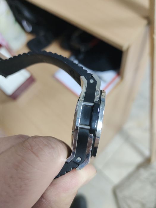 Продается часы Hublot