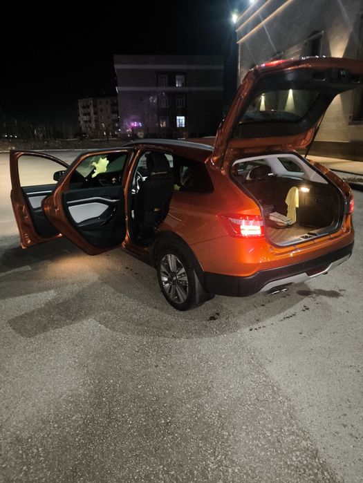 Продам Веста кросс