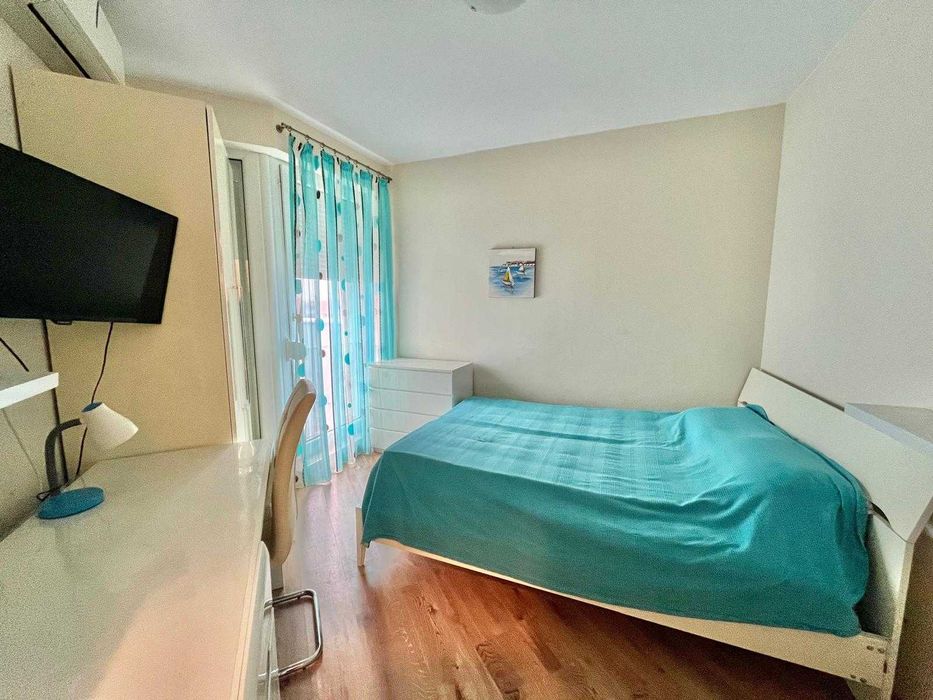 Тристаен апартамент в Равда с морска гледка!