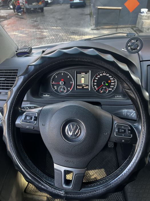 Volkswagen multivan 2012 T5 рест