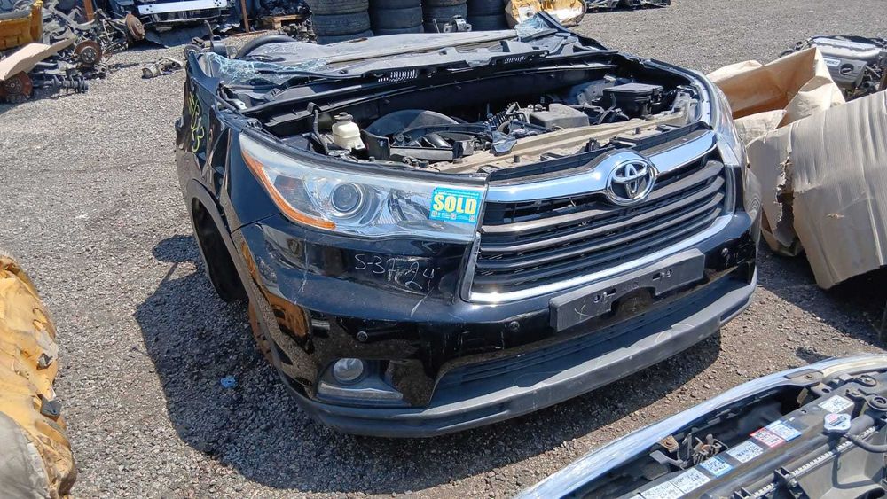 Запчасти Тойота Хайландер 2016