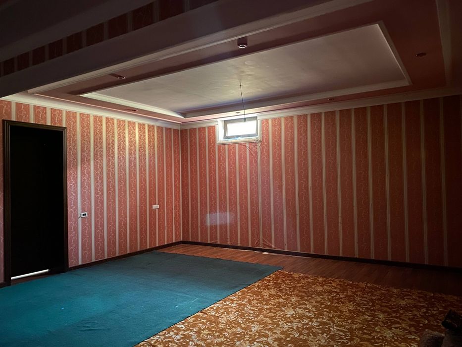 Srochno uy sotiladi Nazarbek Tekistilda
