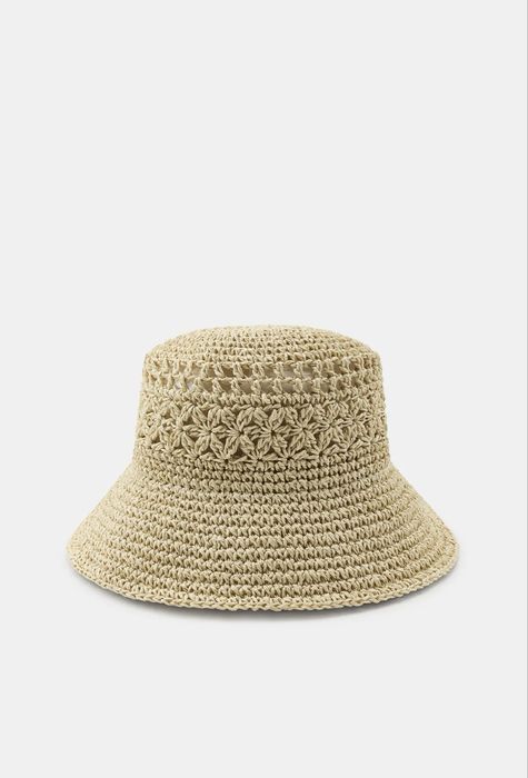Плетена шапка Zara