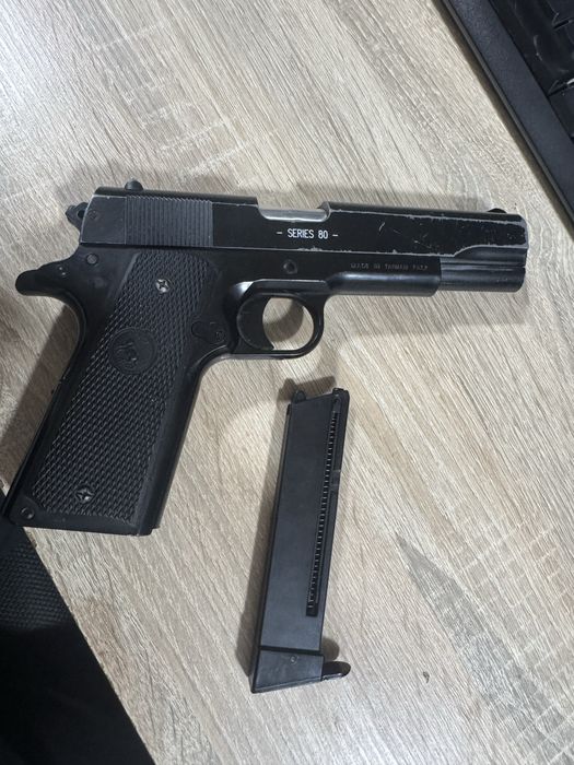 vand pistol airsoft colt