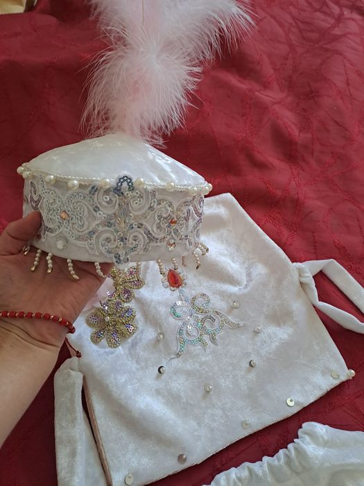 Продам казакша костюм