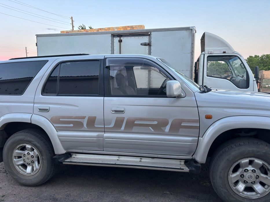 Toyota hilux surf 1996 года