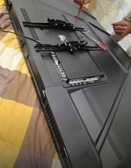 Настенные кронштейны для телевизоров и мониторов 32 до 75 дюймов