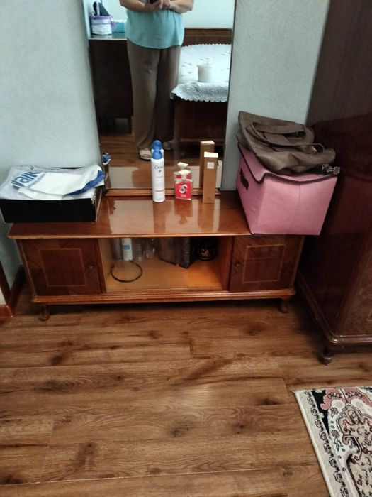 Спальный гарнитур