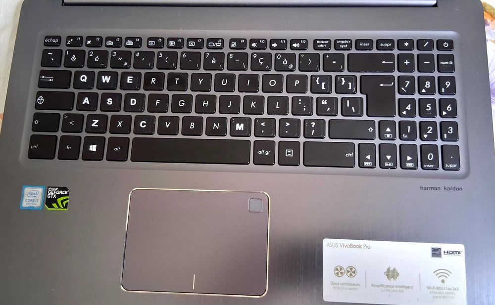 Laptop Asus VivoBok pro 15 Nx 580 GD, 16 GB, SSD M2, GTX 1050