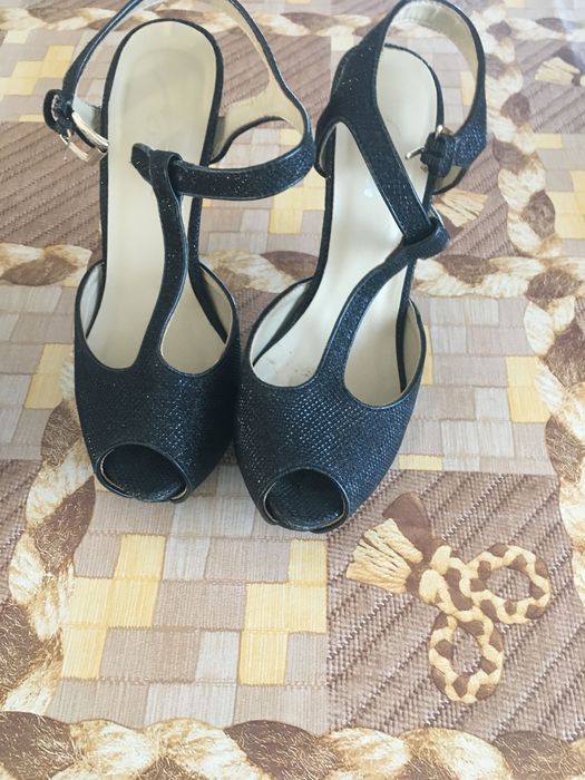 Дамски обувки токчета