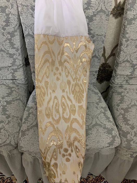 Продаю национальный ансамбль (недорого).