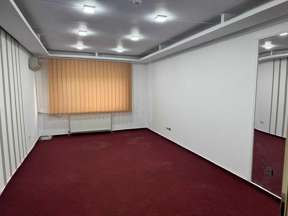 Inchiriez spatiu birou  300 Euro Mall Vitan - Dristor