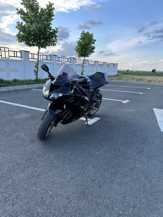 Vand Kawasaki zx10r 2008(schimb cu atv) Matca • OLX.ro