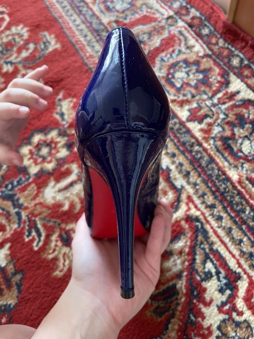 Продам новые туфли