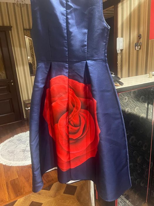 Новое  платье,, размер 46