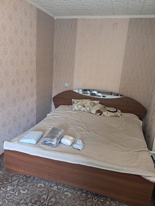 Кровать 2х спалка, тумба