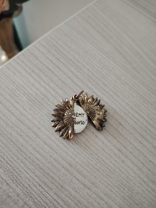 Medalion detasabil dore