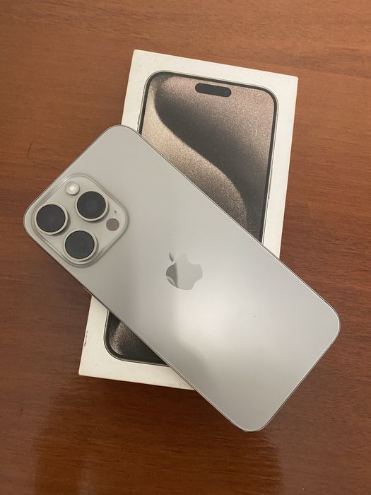 Iphone 15 pro max 256 gb  holati ideal ochilmagan karobka dokument