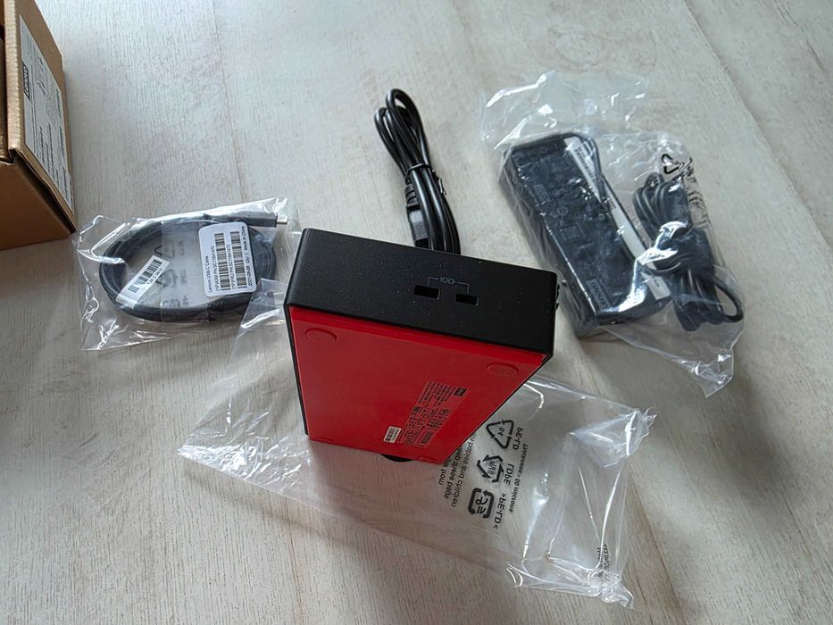 Docking station Lenovo ThinkPad USB-C stare foarte buna