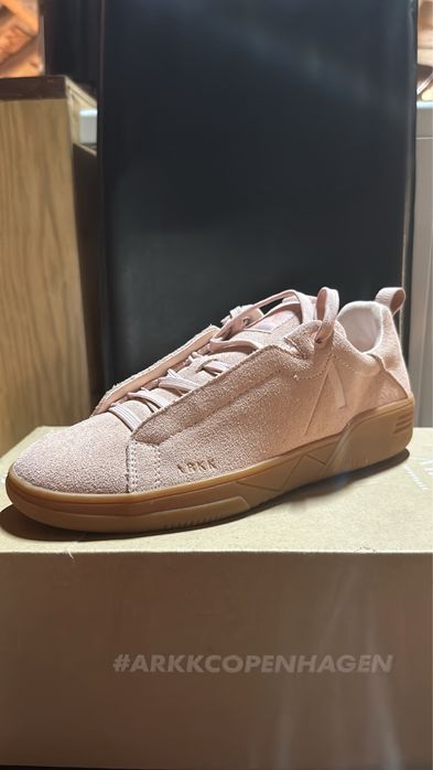 Дамски маратонки, сандали,токчета и чехли guess