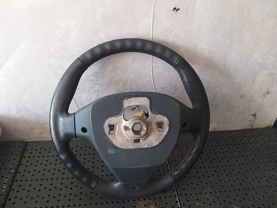 Volan piele in 3 spite cu comenzi ford fiesta 6 cb1 ccn 8a613600eg38c5 62144000