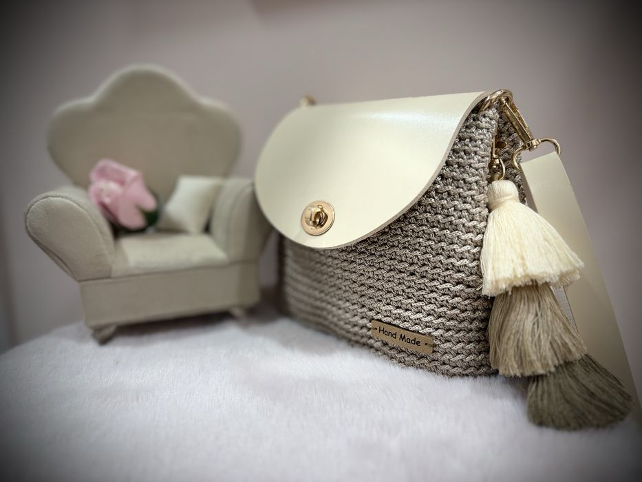 Ръчно изработена дамска чанта