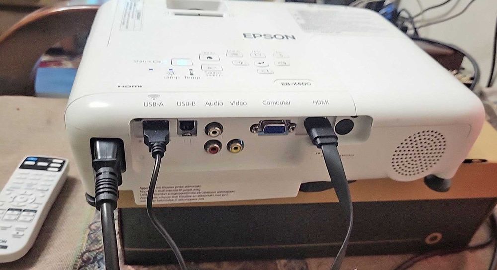 проектор Epson EB-X400